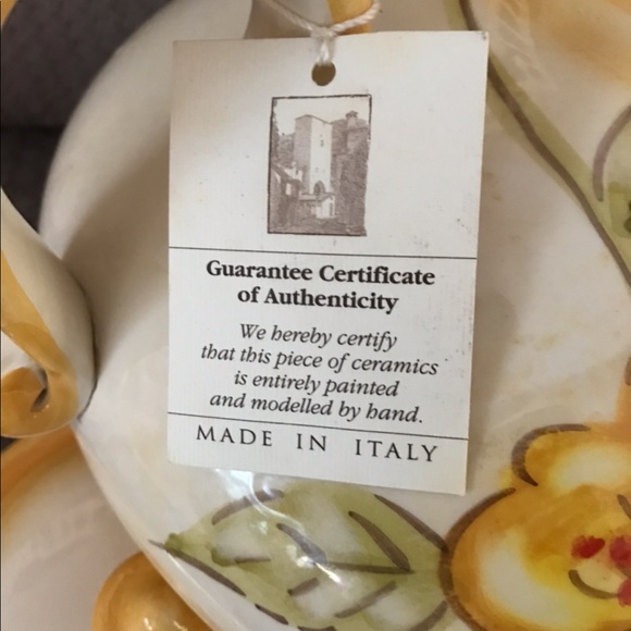 Beautiful large ceramic lidded bowl. - Picture 6 of 6